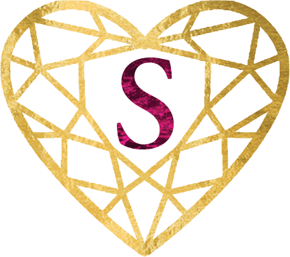 A heart shaped frame with the letter s in it.